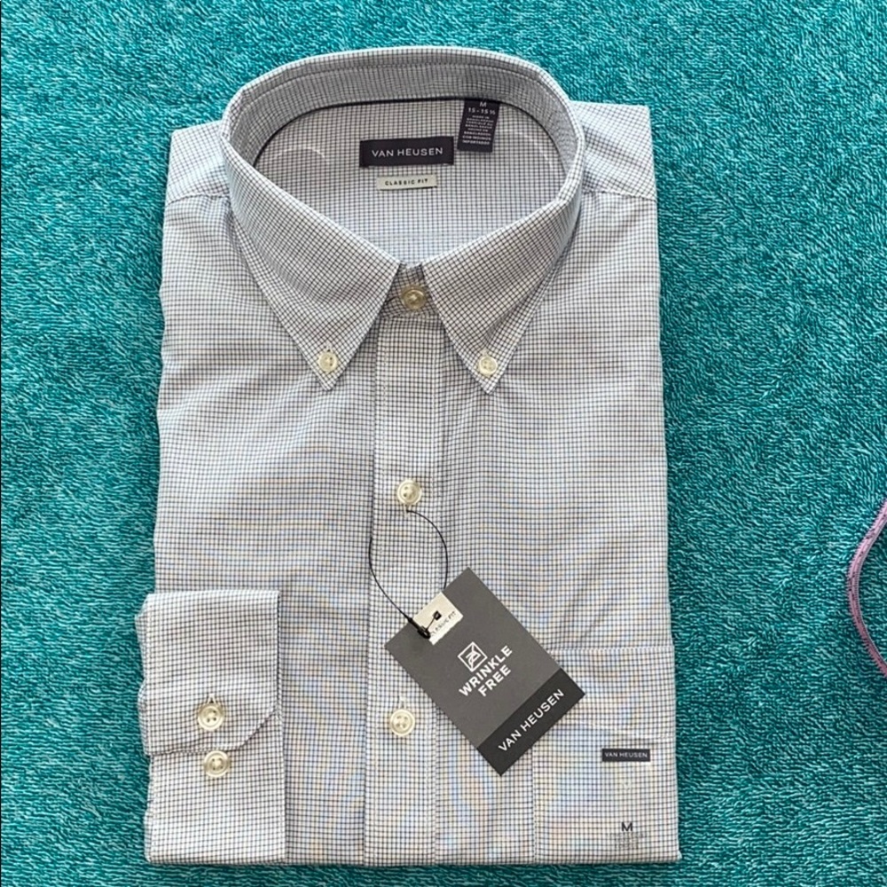 NWT men’s button down shirt medium. Van Heusen - Picture 2 of 9
